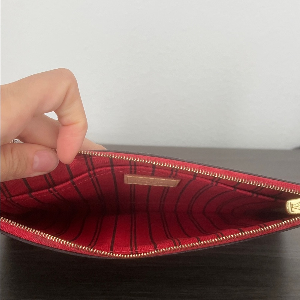 Louis Vuitton Brown and Tan Monogram Clutch - Picture 7 of 16